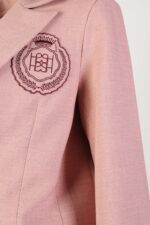 BLAZER ROSA COM EMBLEMA BORDADO SAHOCO - Image 3