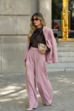 BLAZER ROSA COM EMBLEMA BORDADO SAHOCO