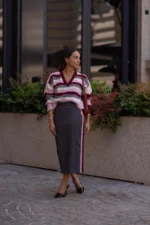 CAMISOLA CROPPED ÀS RISCAS CINZA E ROSA SAHOCO