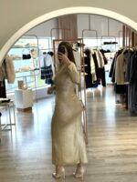 VESTIDO DOURADO COM BRILHO E DRAPEADO RINASCIMENTO - Image 5