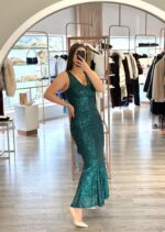 VESTIDO VERDE ESCURO DE LANTEJOULAS RINASCIMENTO