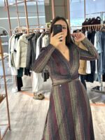 VESTIDO COMPRIDO MULTICOLOR METÁLICO RINASCIMENTO - Image 4