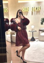 VESTIDO BORDEAUX DE LANTEJOULAS IMPERIAL - Image 2