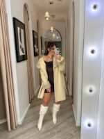CASACO CURTO BEGE COM PELO PONTO CHIC - Image 2