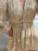 VESTIDO CURTO CHAMPAGNE COM LANTEJOULAS PONTO CHIC - Image 4