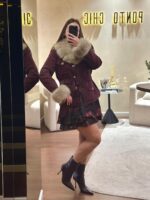 CASACO BORDÔ COM PELO E CINTO PONTO CHIC - Image 3