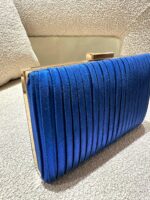 CLUTCH METALIZADA AZUL ELÉTRICO PONTO CHIC - Image 3