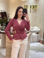 CAMISOLA BORDO COM DETALHE DOURADO PONTO CHIC