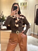 CAMISOLA CASTANHA DECOTE REDONDO PONTO CHIC