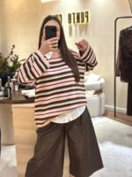 CAMISOLA ÀS RISCAS ROSA E CASTANHA PONTO CHIC - Image 4