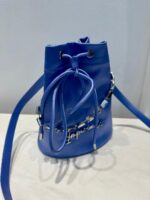 BOLSA AZUL COM ALÇA DE PEDRAS DECORATIVAS IMPERIAL