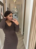 VESTIDO DE MALHA CASTANHO PONTO CHIC - Image 4