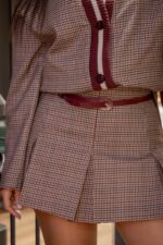 SAIA XADREZ BEGE E BORDÔ COM CINTO IMPERIAL - Image 3