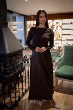 VESTIDO CASTANHO COM DETALHE EM ECOPELE IMPERIAL