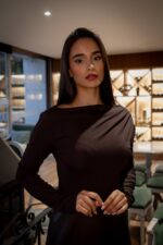 VESTIDO CASTANHO COM DETALHE EM ECOPELE IMPERIAL - Image 3