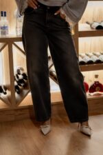 CALÇAS DE GANGA PRETAS RETAS DIXIE - Image 4