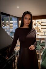 VESTIDO CASTANHO COM DETALHE EM ECOPELE IMPERIAL - Image 4