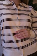 CASACO DE RISCA CREME E CASTANHA PONTO CHIC - Image 5