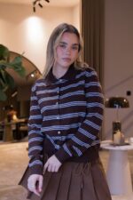 CASACO DE RISCA AZUL E CASTANHA PONTO CHIC - Image 2