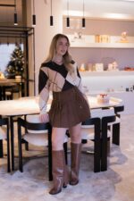 CAMISOLA TRICOT GEOMÉTRICA CASTANHO E CRU PONTO CHIC - Image 3