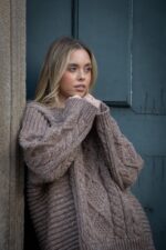 CAMISOLA DE MALHA ENTRANÇADA CASTANHA PONTO CHIC