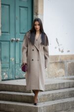 SOBRETUDO CASTANHO CLARO DE LÃ RINASCIMENTO - Image 3