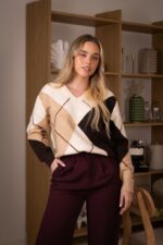 CAMISOLA DE MALHA GEOMÉTRICA BEGE E CASTANHA PONTO CHIC - Image 2