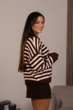 CAMISOLA DE MALHA ÀS RISCAS CASTANHA PONTO CHIC