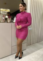 VESTIDO ROSA DE LANTEJOULAS DRAPEADO PONTO CHIC - Image 2