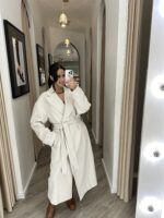 SOBRETUDO COM CINTO BEGE CLARO RINASCIMENTO - Image 2