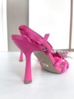 SANDÁLIA ROSA COM LAÇO DE BRILHANTES RINASCIMENTO - Image 2