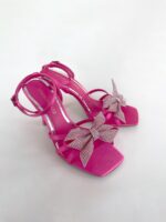 SANDÁLIA ROSA COM LAÇO DE BRILHANTES RINASCIMENTO