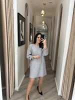 VESTIDO DE MALHA CINZA COM BOTÃO DOURADO PONTO CHIC