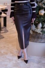 SAIA MIDI BORDO EFEITO PELE COM RACHA NA FRENTE PONTO CHIC - Image 4