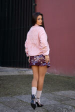 CAMISOLA DE MALHA ROSA COM DECOTE EM V E DETALHE BRILHANTE PONTO CHIC - Image 5