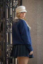 CAMISOLA DE MALHA AZUL MARINHO COM URSO PONTO CHIC - Image 5