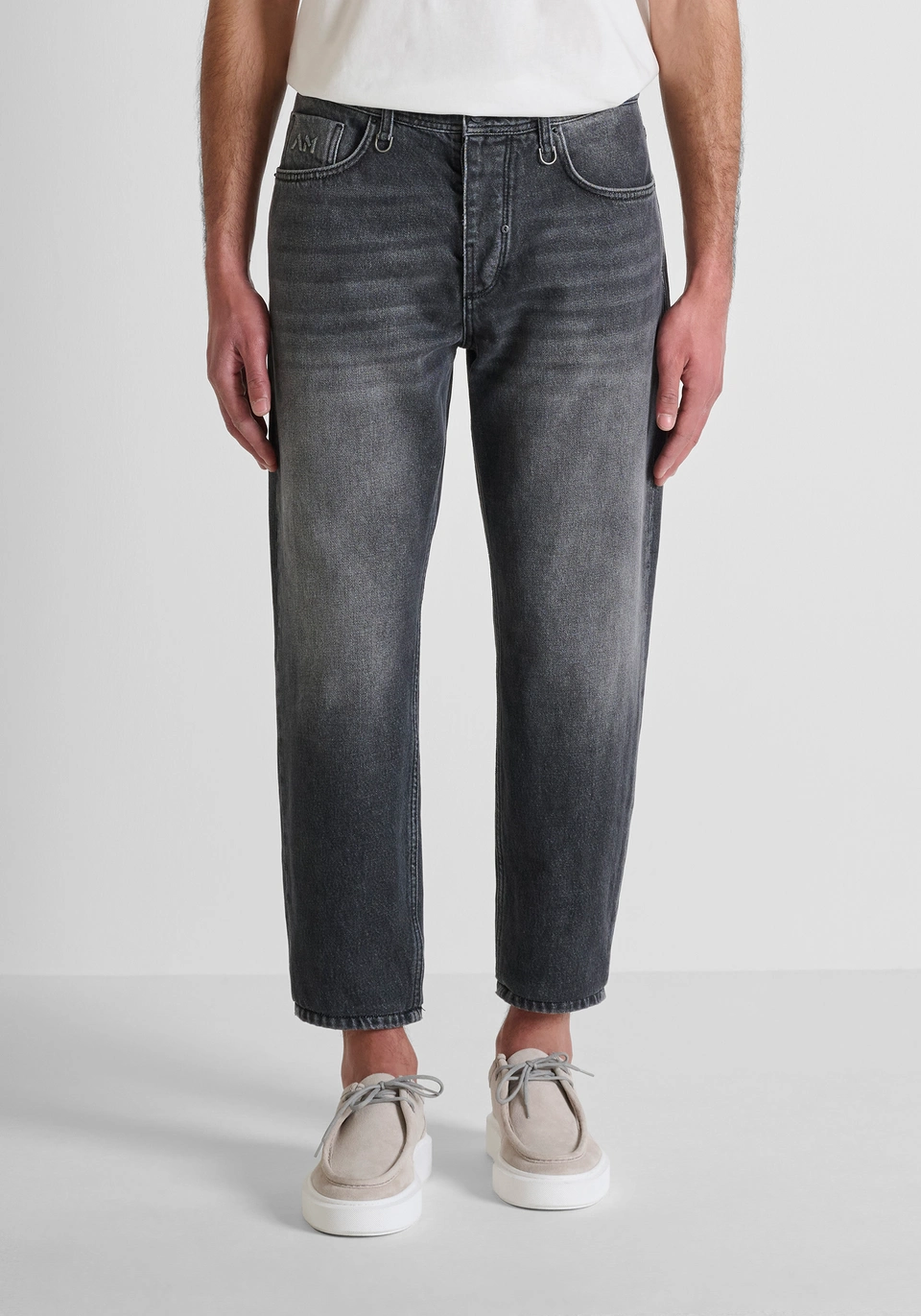 MMDT00291-FA700165-9000-1-W02206_02 CALÇA DENIM ESCURA DORIS ANTONY MORATO - Image 1