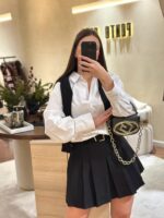 SAIA CALÇÃO PRETA PLISSADA PONTO CHIC - Image 5