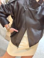 CASACO CASTANHO EM ECOPELE PONTO CHIC - Image 5