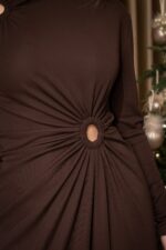 VESTIDO CASTANHO COM DRAPEADOS IMPERIAL - Image 4