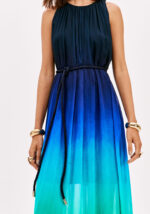 VESTIDO COMPRIDO PLISSADO DEGRADÉ COM CORDÃO LNÇA PERFUME - Image 3