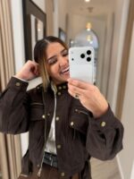 CASACO BIKER CASTANHO EM CAMURÇA SINTÉTICA PONTO CHIC - Image 2