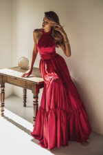 VESTIDO ROSA AURORA LONGO COM DECOTE HALTER PONTO CHIC