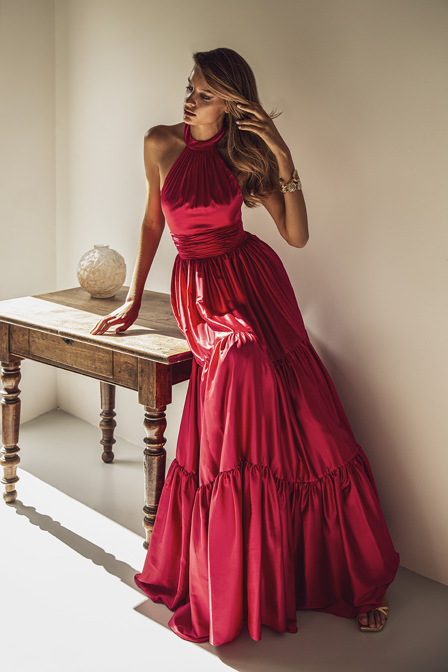 A4181e VESTIDO ROSA AURORA LONGO COM DECOTE HALTER PONTO CHIC - Image 1