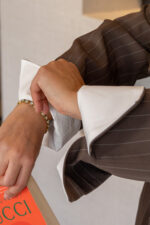 BLAZER CASTANHO COM RISCA GIZ  PONTO CHIC - Image 5