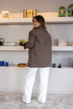 BLAZER CASTANHO COM RISCA GIZ  PONTO CHIC - Image 9