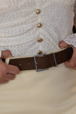 SAIA  AMARELA MANTEIGA COM CINTO CASTANHO PONTO CHIC - Image 6