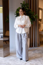 CAMISA BRANCA COM PREGAS NA GOLA PONTO CHIC - Image 3