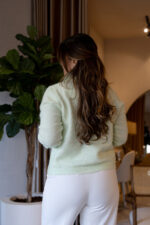 CASACO DE MALHA VERDE PASTEL COM BOTÕES DECORATIVOS - Image 5