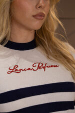 T-SHIRT DE MALHA BRANCA RISCADA A AZUL COM BORDADO LANÇA PERFUME - Image 3